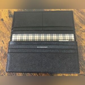 Authentic Burberry black slim leather wallet